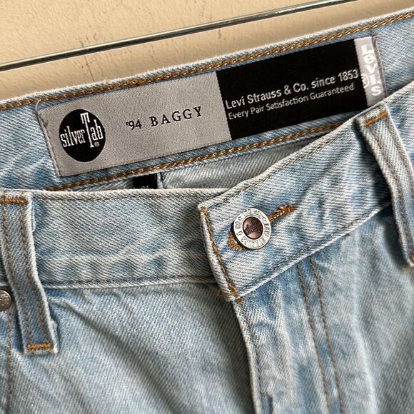 Levi’s Silvertab Baggy Mid-Rise Jeans 31/31 - Picture 4 of 8